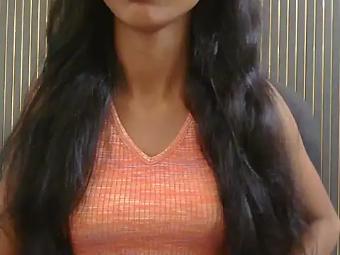 Exotic_Shikha Adlı Modelin Canlı Sohbet Odası