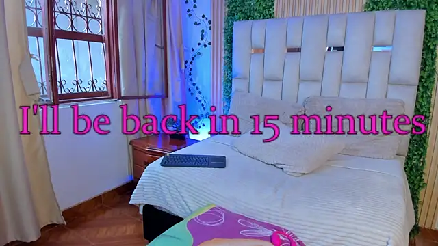 Chat soba uživo modela Jade_Nmm