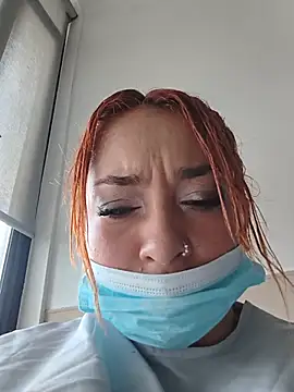 Mariana-94's Live Chat Room