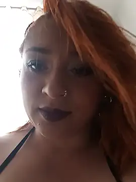 Mariana-94's Live Chat Room