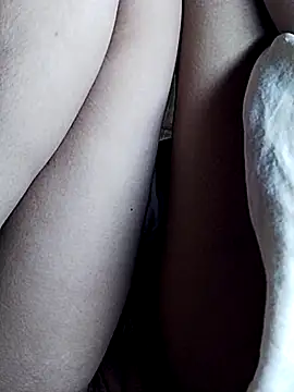חדר צ'אט בשידור חי של Hot_sarmila155