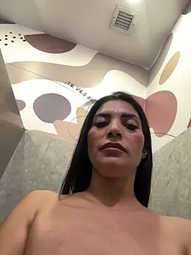 Pokój czatu na żywo – AlisSon__hot