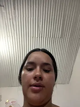 Sala de chat en directo de Luciaparker03