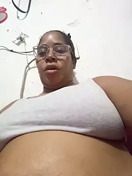 Big_ass_submissive Adlı Modelin Canlı Sohbet Odası
