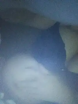 Sala de chat en directo de Tanvi_01