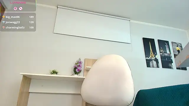 linda_morgan1's Live Chat Room