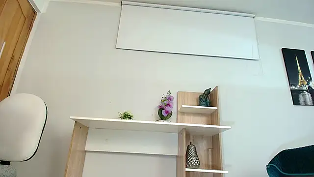 linda_morgan1 Adlı Modelin Canlı Sohbet Odası