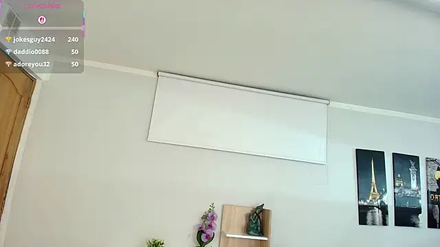 linda_morgan1's Live Chat Room
