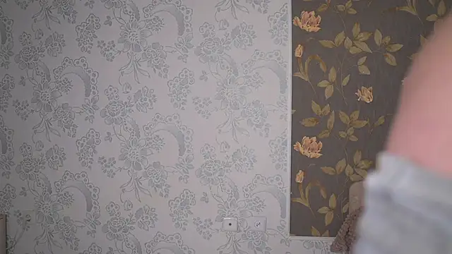 LollaStich Adlı Modelin Canlı Sohbet Odası