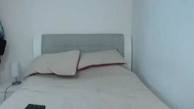 חדר צ'אט בשידור חי של sophie_lopez1