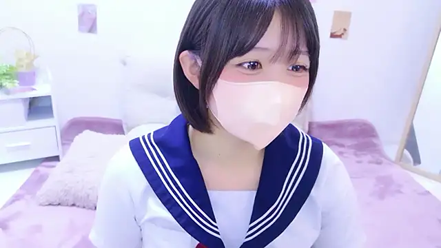 Sala de chat en directo de Hinata_Sun