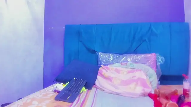 Živá chatovací místnost andrea_lopeez