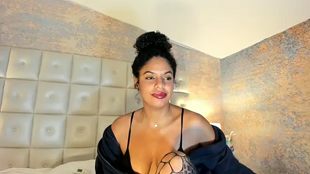 SheyLopez লাইভ চ্যাট রুম