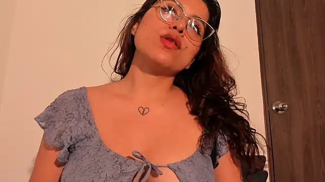 Lia_Rousse0 Live Chatrum