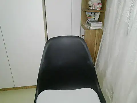 _hihihahaa_ Ruang Obrolan Langsung