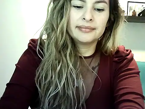Chat soba uživo modela Valery__Rouse_