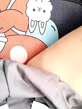 ห้องแชทสดของ shaoshao-7758