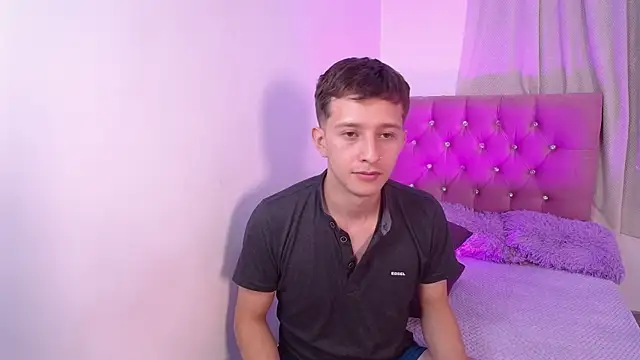 mae_nathan_ Cameră chat live