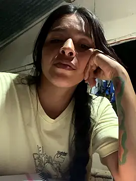 SaraBust Live Chatraum