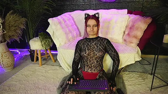 Živá chatovací místnost CherrySin
