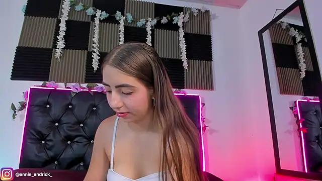 _Annie_Andrick_ чат на живо