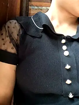 omiu-baby লাইভ চ্যাট রুম