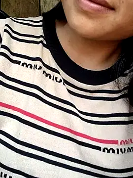 omiu-baby Live Chatraum