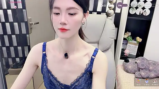 Yueyue-MM чат на живо