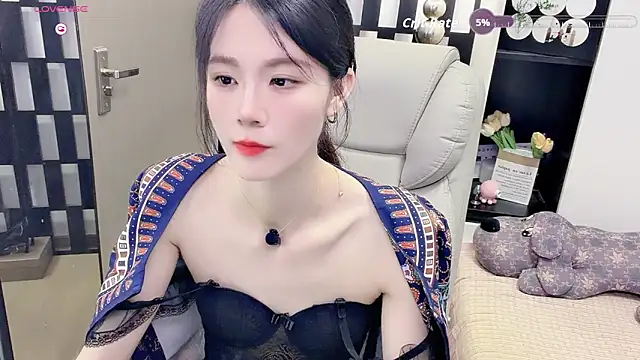 Chat soba uživo modela Yueyue-MM
