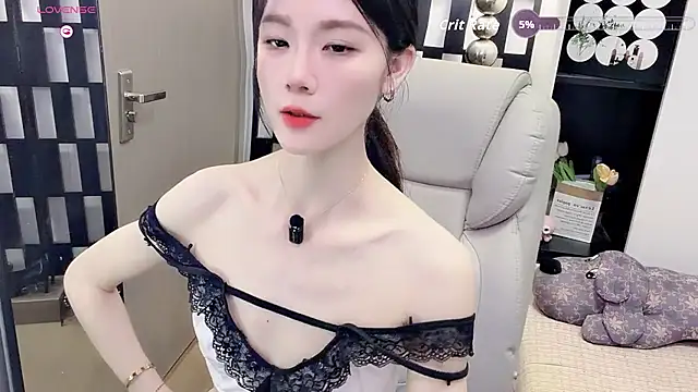 Yueyue-MM чат на живо