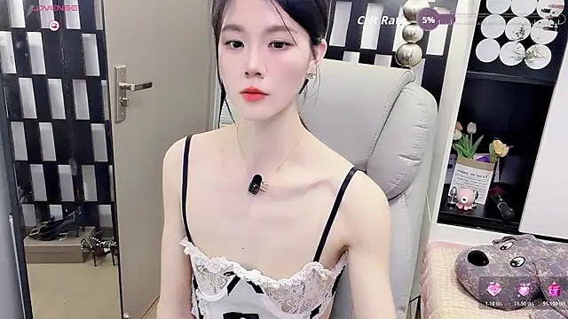 Yueyue-MM – Naživo chatovacia miestnosť