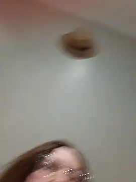 Živá chatovací místnost BIG-WHITE-DICK-2001