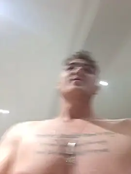 ห้องแชทสดของ BIG-WHITE-DICK-2001