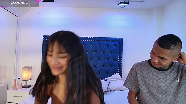 Damian_and_roxanne 실시간 채팅방