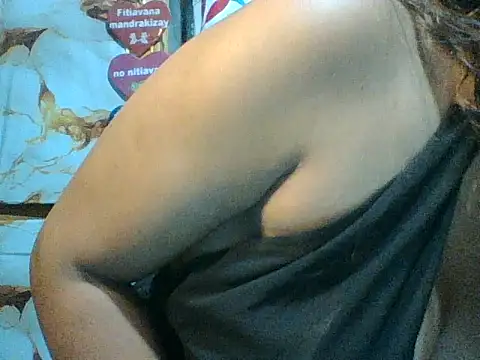 SEXY_METISE Adlı Modelin Canlı Sohbet Odası