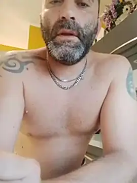 Gigi8412 webkamerás műsora