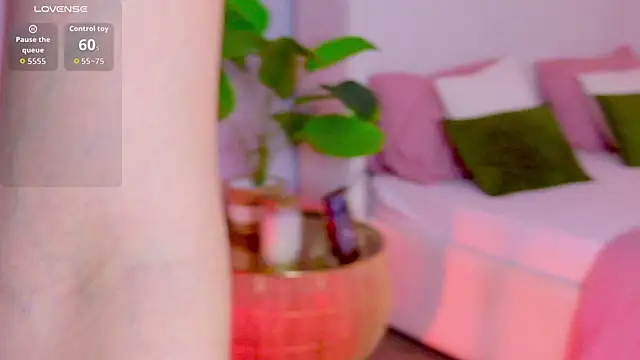 Sala de chat en directo de MaryNixon_