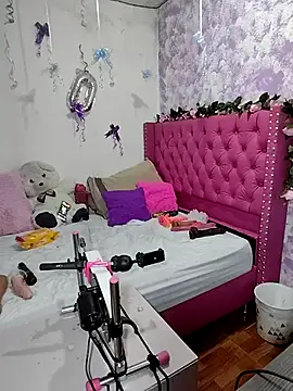 Chat soba uživo modela Kitty_Melodi