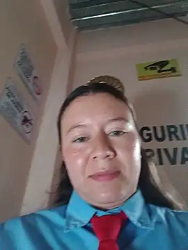 Chatroom en direct de Hannah-colx