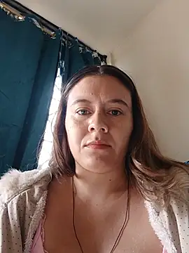 Hannah-colx's Live Chat Room