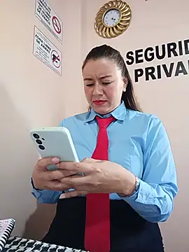 Sala de chat ao vivo de Hannah-colx