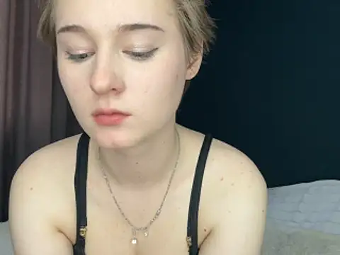Mary_Smitt Adlı Modelin Canlı Sohbet Odası