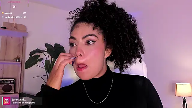 Živá chatovací místnost miss_curazao