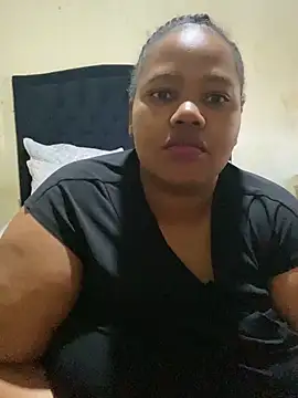 Phòng Chat Trực Tiếp Curvycandy95