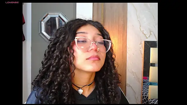 honeymoon_12 Live chatroom