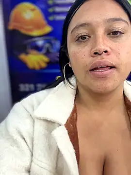 _Mia-Safety_Inspector Live Chatraum