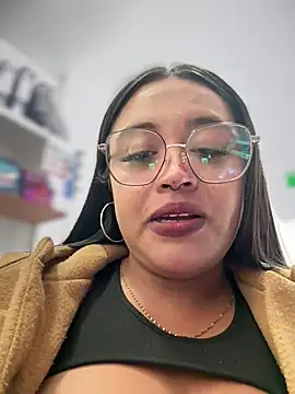 Mia_Risky-1 – live chatrum