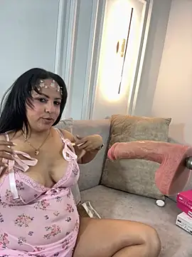 Victoriia_Queen's Live Chat Room