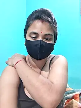 DivyaBhabhi69@xh's Live Chat Room