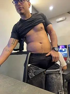Sala de chat ao vivo de alekzamo